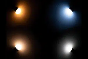 Neljä eriväristä led-lamppua.